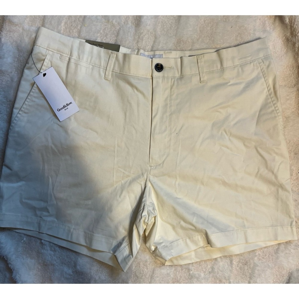 Goodfellow & Co Every Wear Flat Front Shorts Mens 36" Off White 5" Inseam NWT